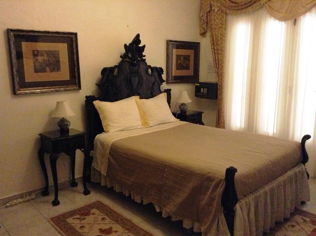 Casa Amarela Guesthouse Лагуш Екстер'єр фото