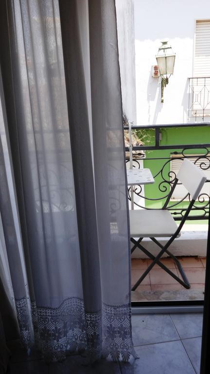 Casa Amarela Guesthouse Лагуш Номер фото