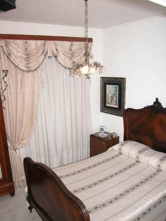 Casa Amarela Guesthouse Лагуш Номер фото